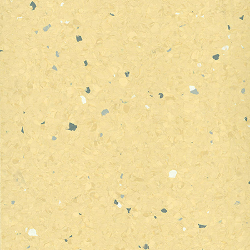 低彩度の色合いの均一な床材