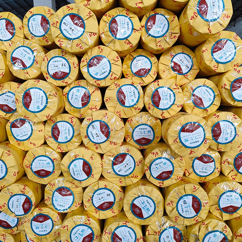 550 屋外用フロントライト付きフレックス バナー