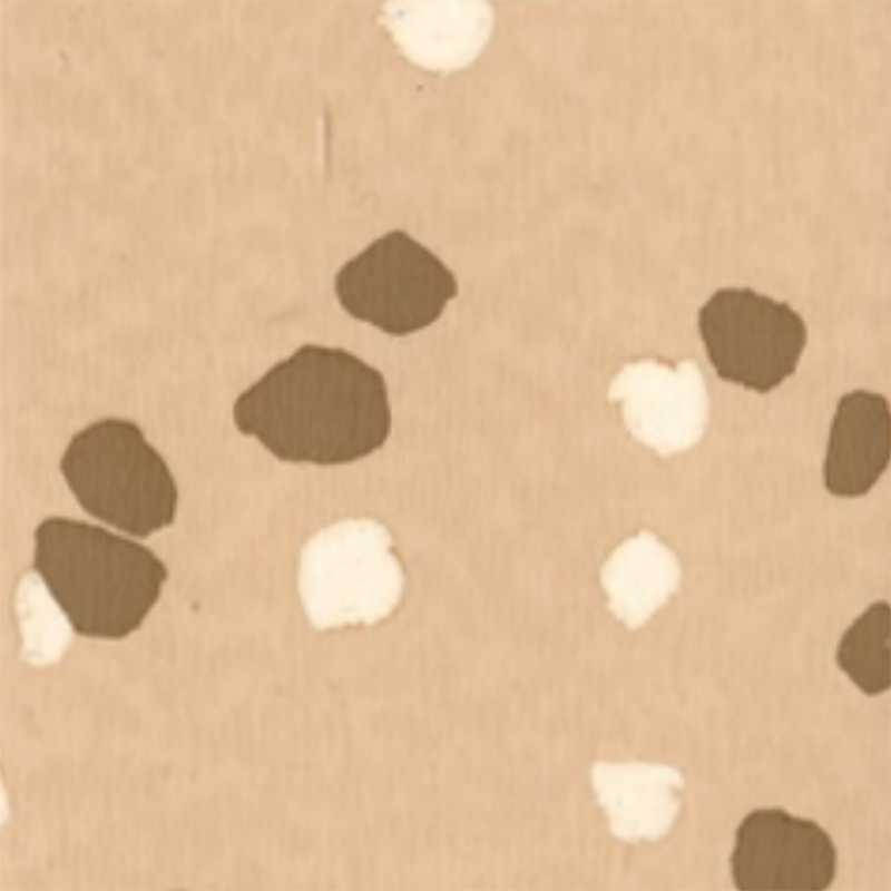 滑りにくく傷がつきにくいゴム製床材