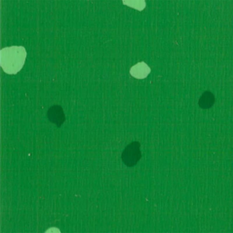 滑りにくく傷がつきにくいゴム製床材